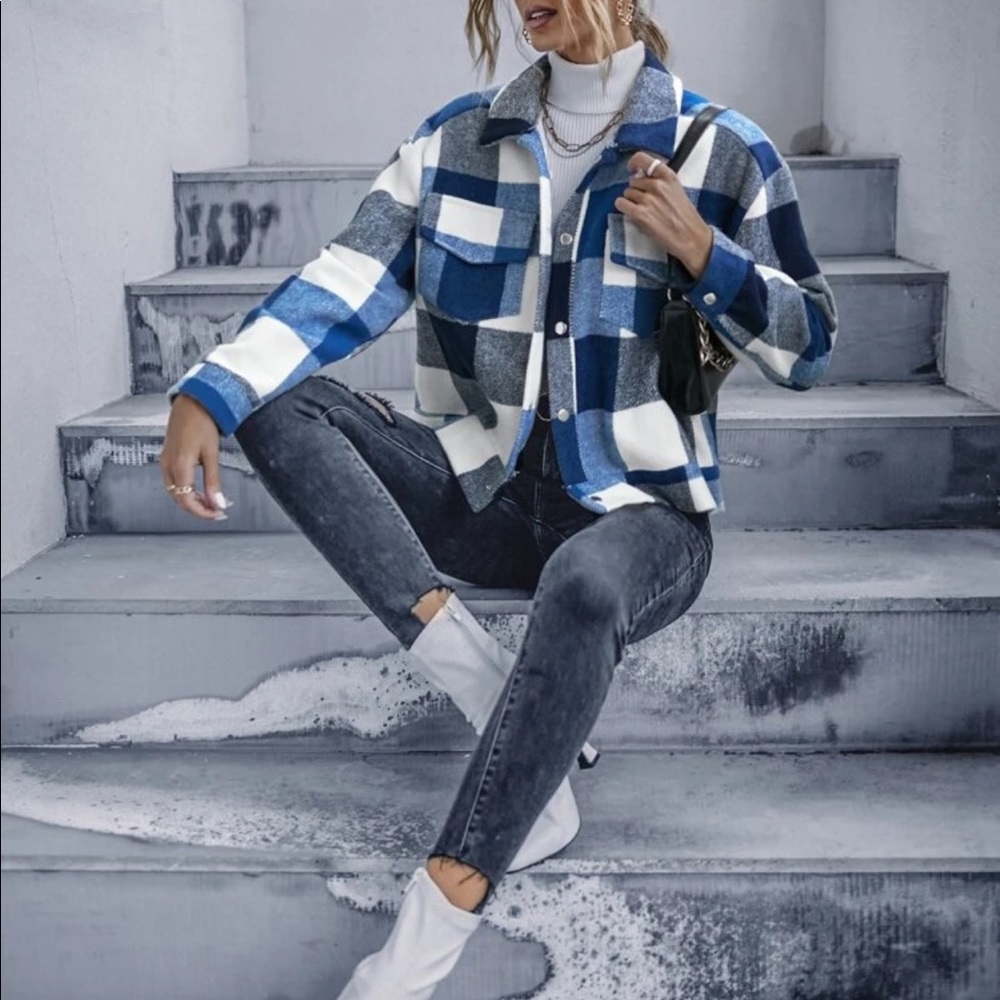 Plaid Coat Blue White - Picture 5 of 7